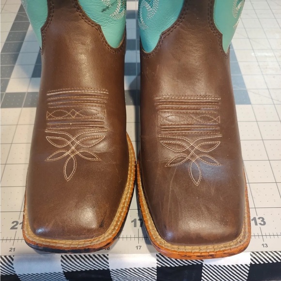 Justin Boots Squared Toe Women's Size 6D | Western Cowgirl Fashion - Picture 2 of 13